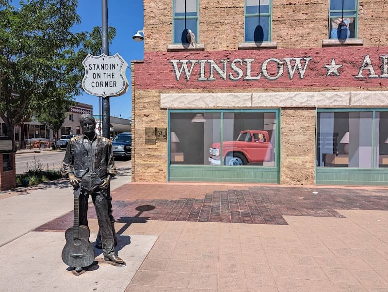 Winslow Wings - Image 1