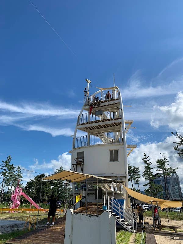Aranabi Zipline - Image 1
