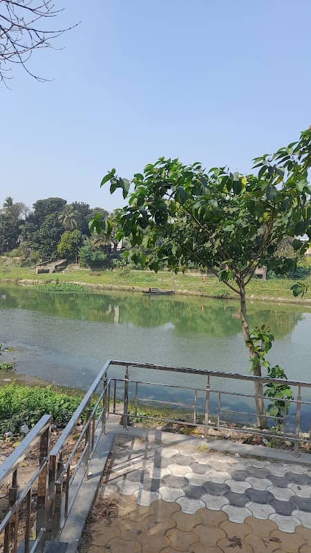 Sight seeing(Beside Abokash Park) - Image 1