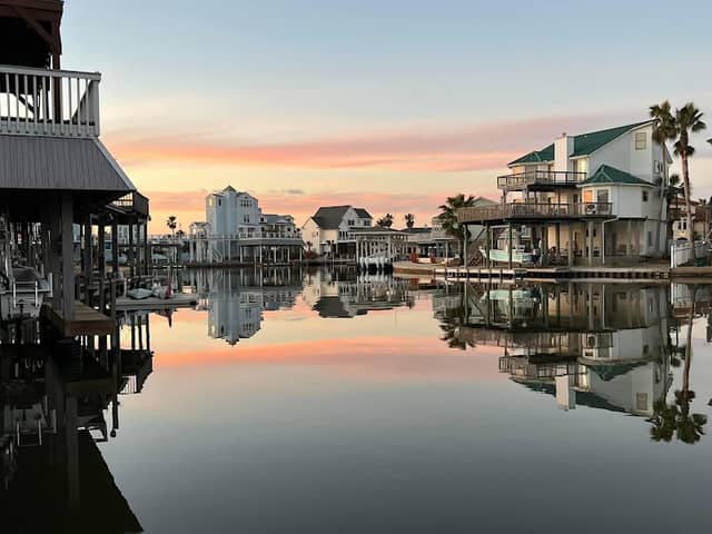 Tiki Island Park - Image 2