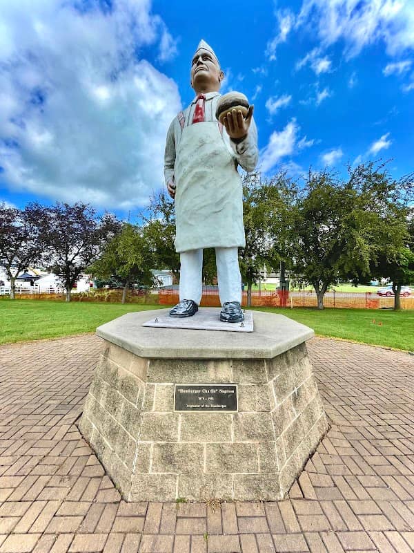 "Hamburger Charlie" Nagreen Statue - Image 1
