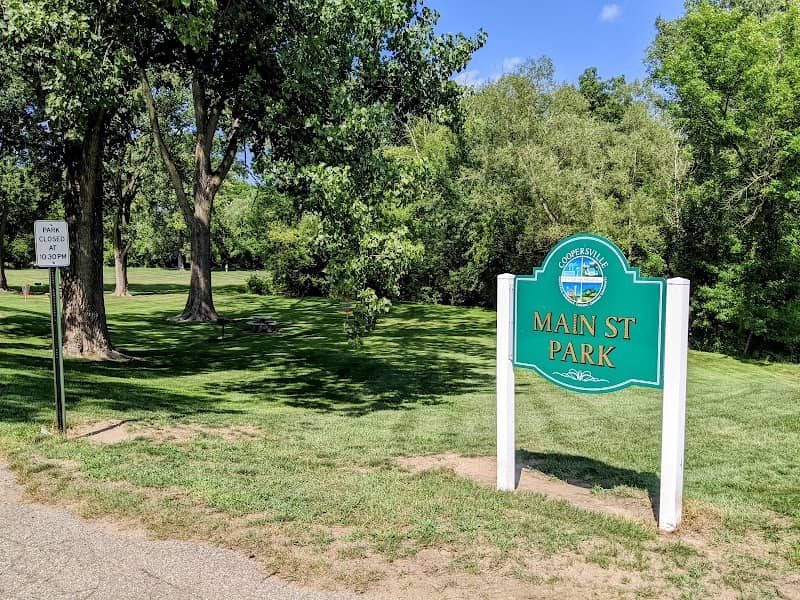 Main Street Park - Image 2