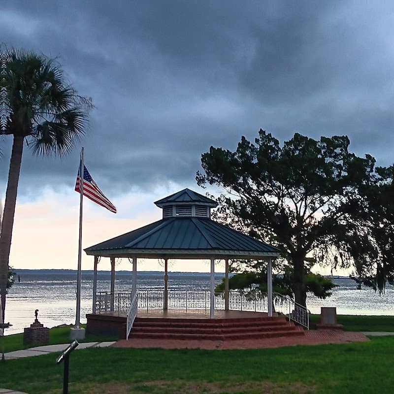 Spring Park - Image 1