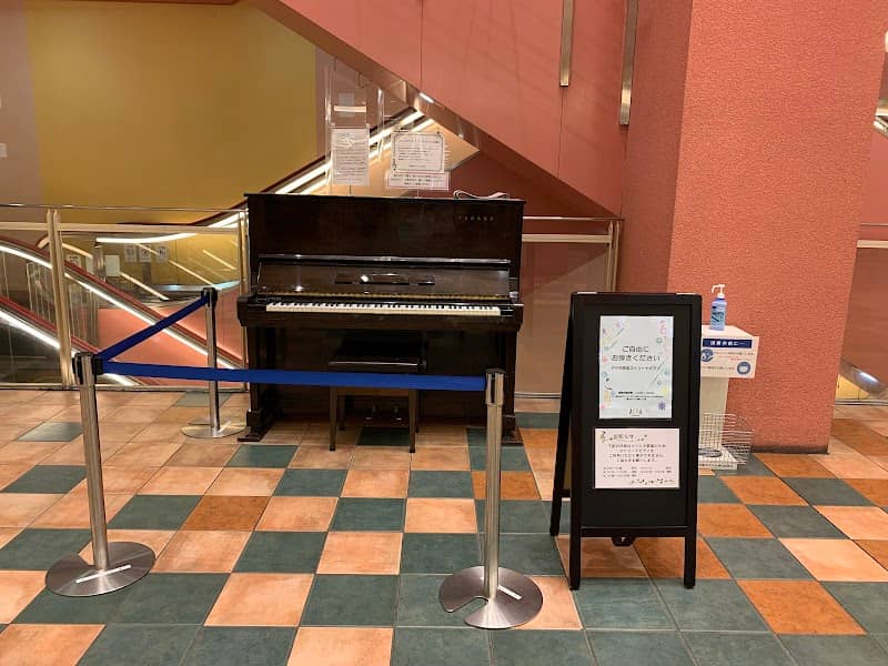 ACTA Nishinomiya Street Piano - Image 1