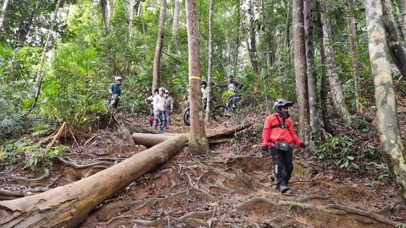 Bukit Beruang Hill - Ayer Keroh Entrance - Image 1