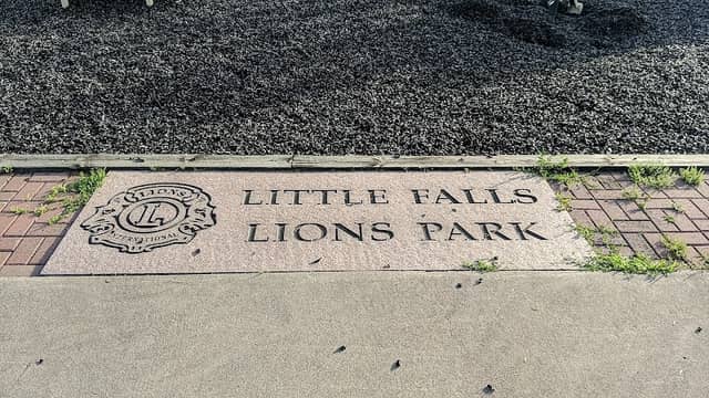 Lions Park - Image 2