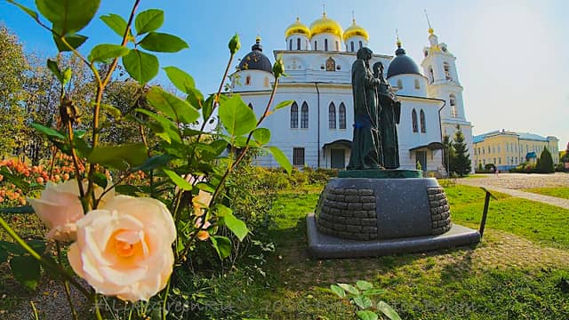 Pamyatnik Kirillu I Mefodiyu - Image 1