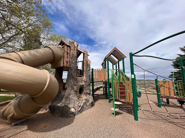 Beverly Heights Park - Image 2
