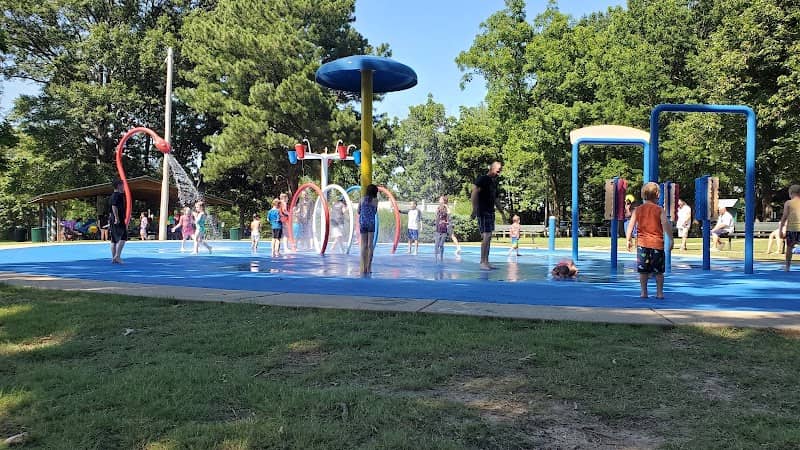 Suggs Park - Image 1
