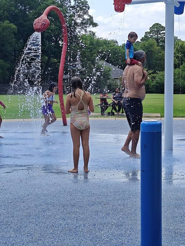 Suggs Park - Image 2
