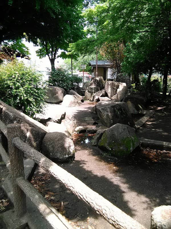 Icho Park - Image 1