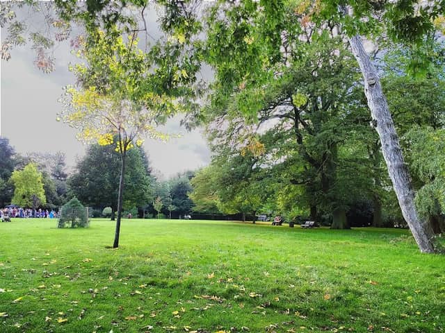 Oaklands Park - Image 2