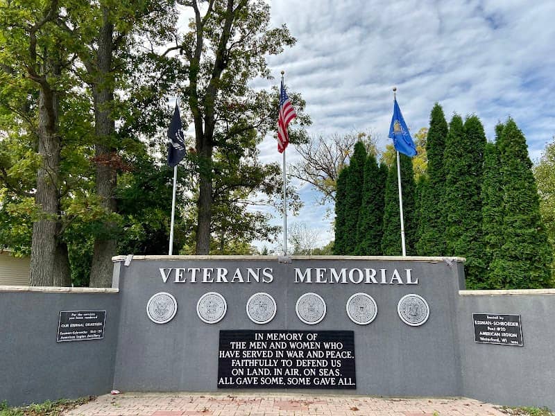Waterford Veterans Memorial - Image 1