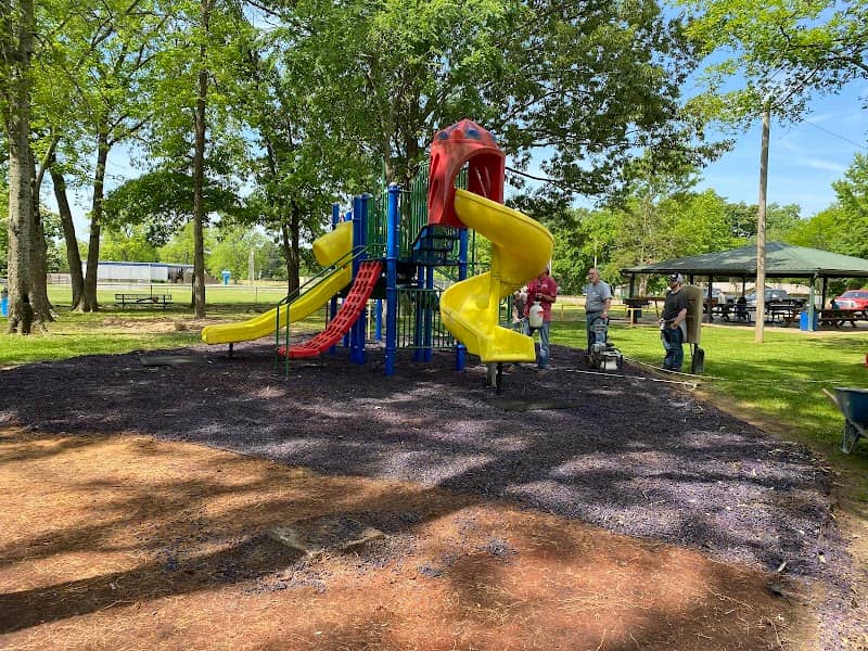 Frank Pearce Memorial Park - Image 1