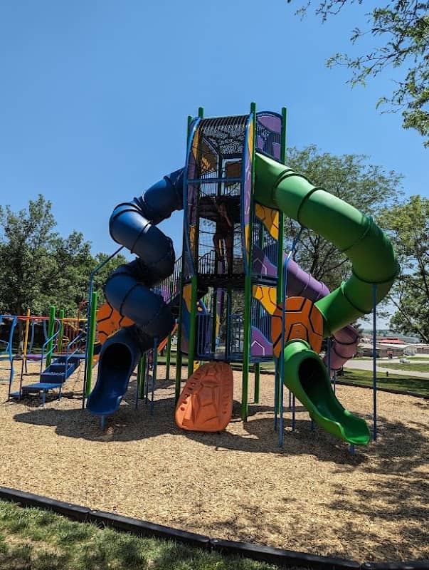 Sunnyview Park - Image 1