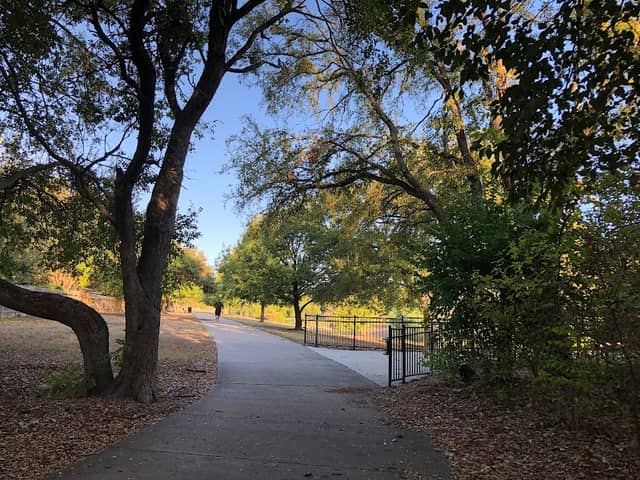 Creekside Park - Image 1