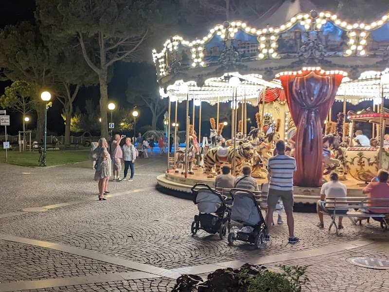 Carousel - Image 1