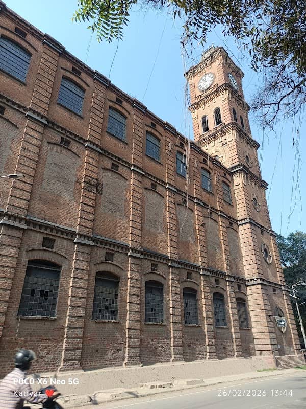 Lal imli clock tower - Image 1