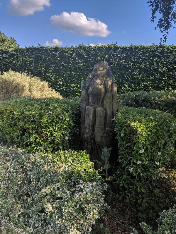 Millennium garden - Image 2