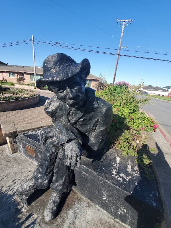 Fernandez Park - Image 1