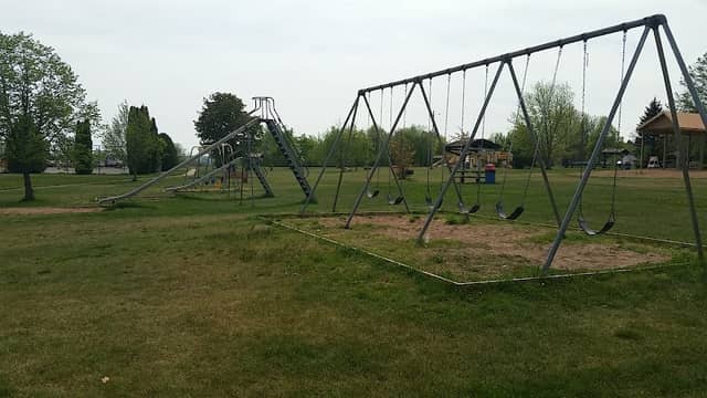 Lake Linden Park - Image 2