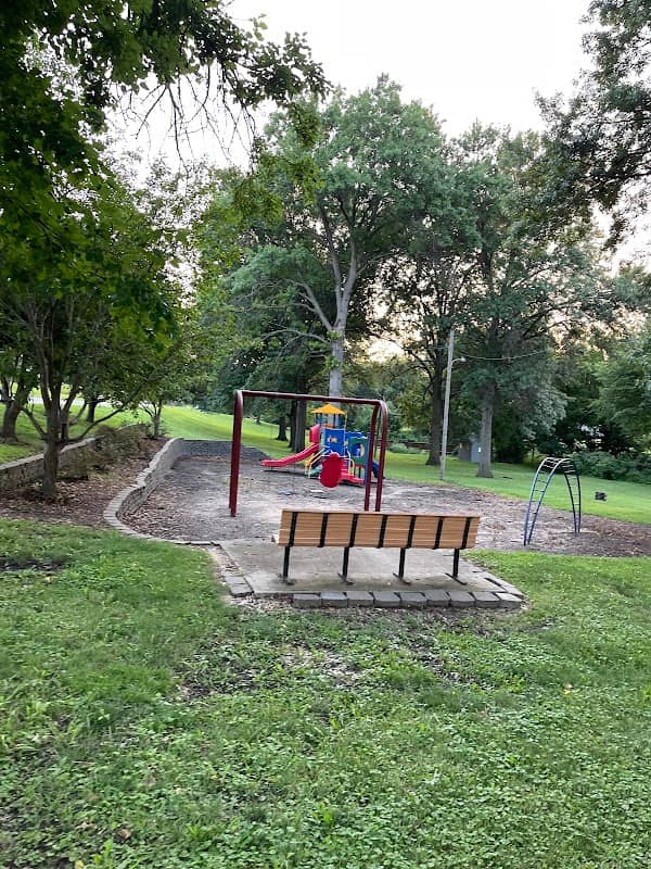 Clay Street Park - Image 1