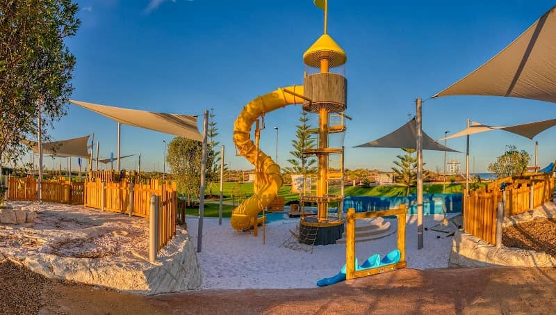 Golden Bay's Shipwreck Cove - Peet - Image 3