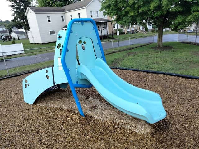 Diamond Street Park - Image 2