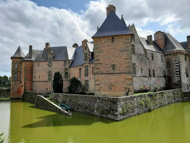 Château de Carrouges - Image 3