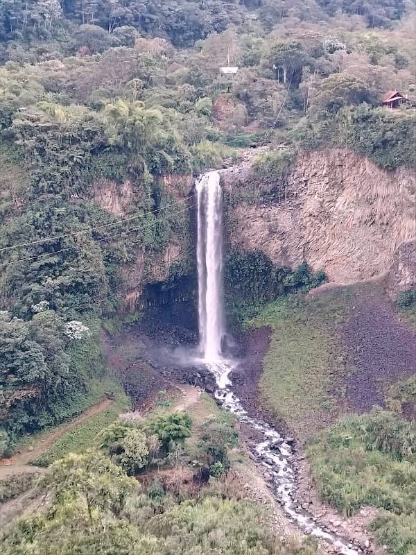 Cascada Manto de la Novia - Image 1