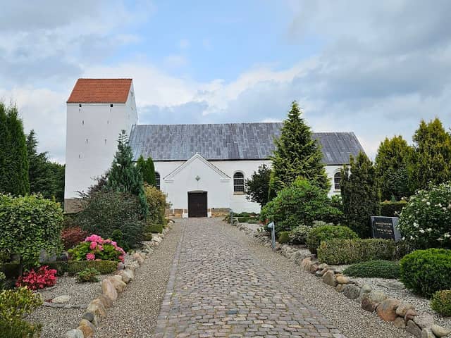Øster Nykirke - Image 1