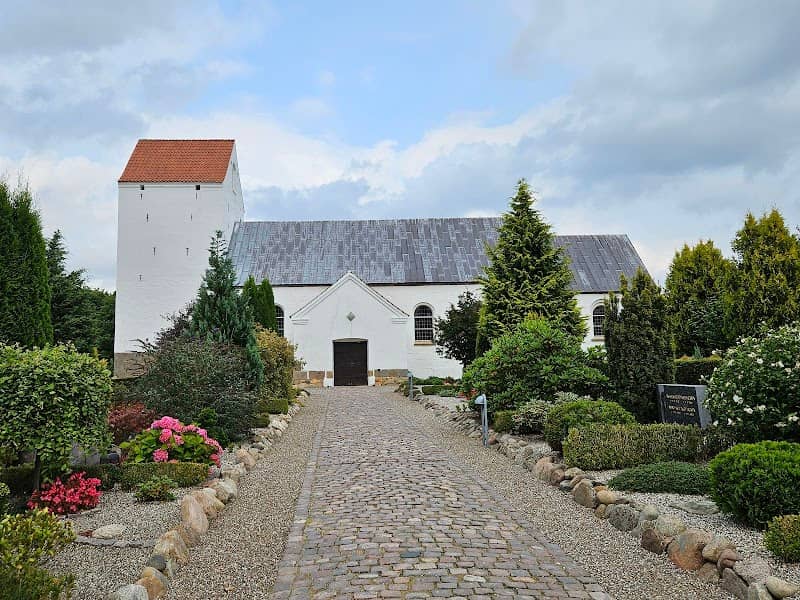 Øster Nykirke - Image 1