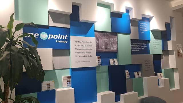 Meeting Point Lounge - Image 1
