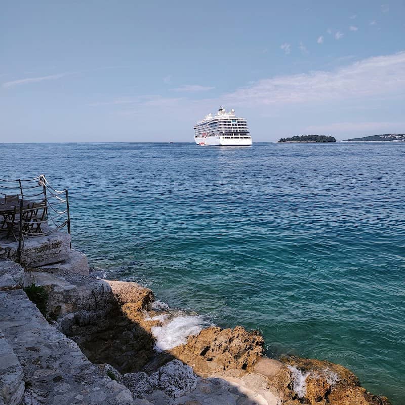 Sea viewpoint - Image 3