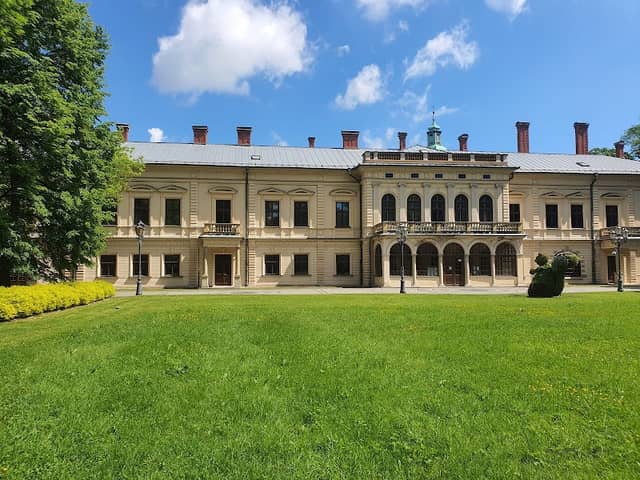 Pałac Habsburgów - Image 1