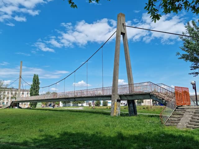 Dry Bridge - Image 1