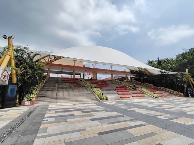 City Art Square - Image 1
