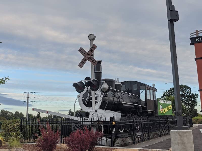 Steam Locomotive at Keizer Station - Image 2