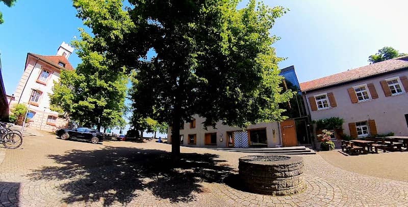 Burgbrunnen - Image 2
