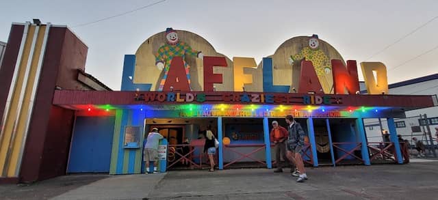 Laffland World´s Craziest Ride - Image 2