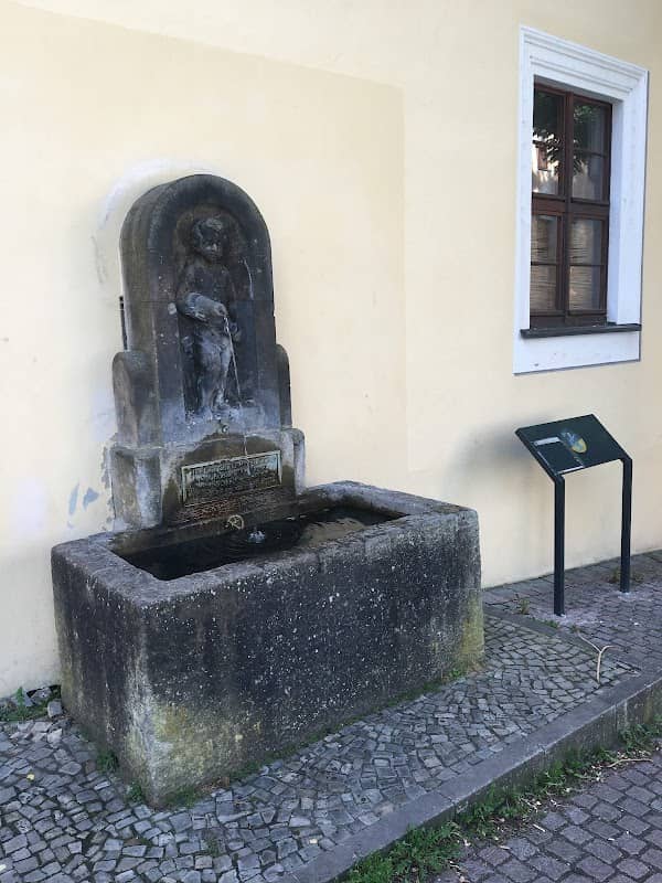Erlpeterbrunnen - Image 1