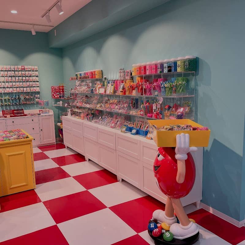 DECOPANIC 沖縄店 シーサー色付け&沖縄土産&オリジナル写真立て作り&ネイルグッズ - Image 2