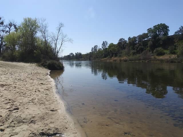 Riverbend Park - Image 1