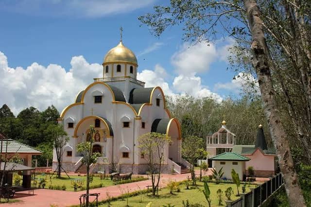 Holy Trinity Church in Phuket - Image 2
