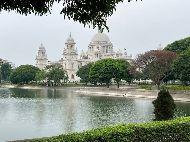Tour guide in Kolkata - Image 2