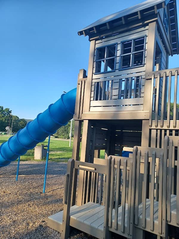 Ernie Davis Park - Image 2