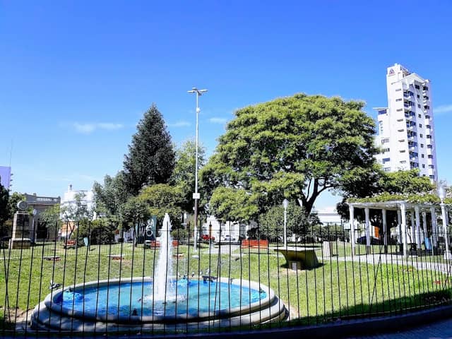Plaza Urquiza - Image 2
