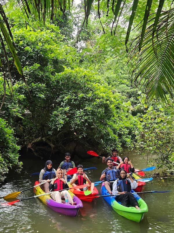 Funski kayaking - Image 1