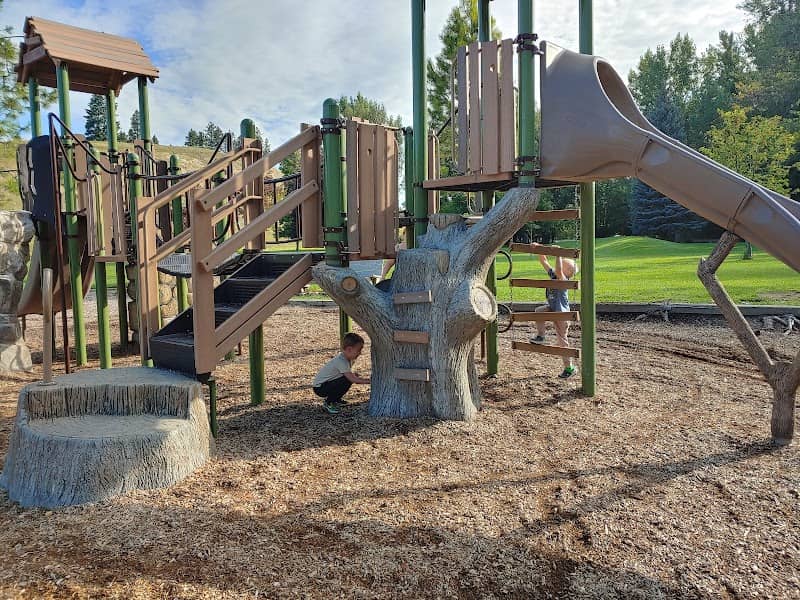 Lawrence Park - Image 1