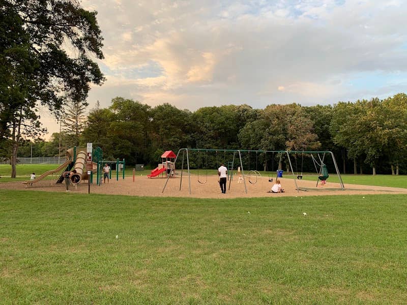 Al Flynn Park - Image 1